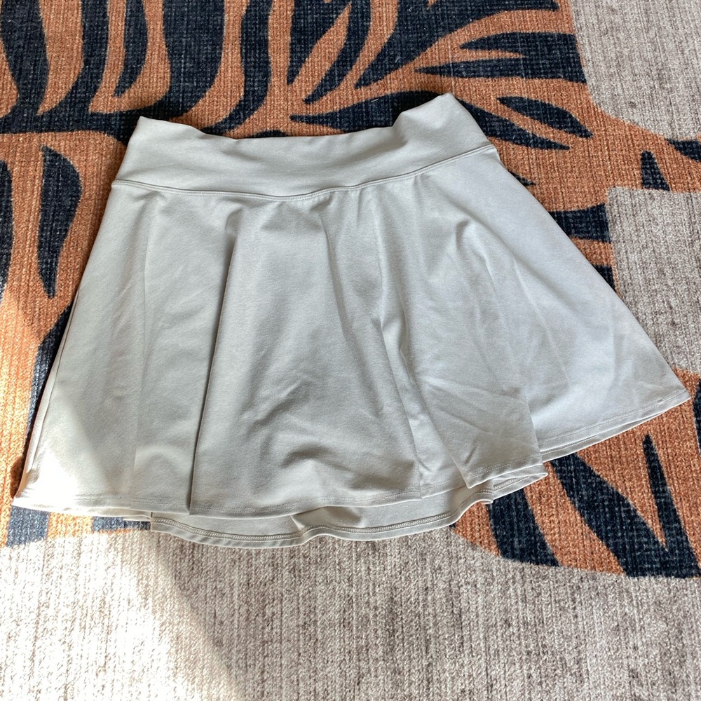 Old Navy Extra High-Waisted Active Cloud Skort Size Large